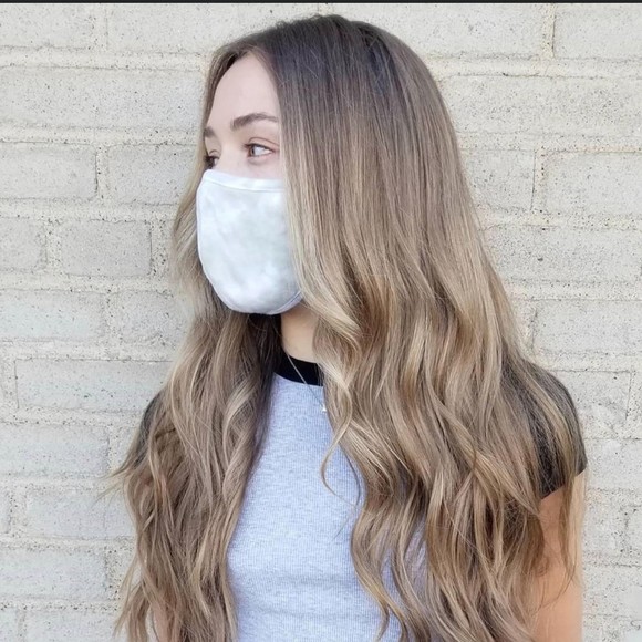 Meet your Posher, Julia - Picture 1 of 1